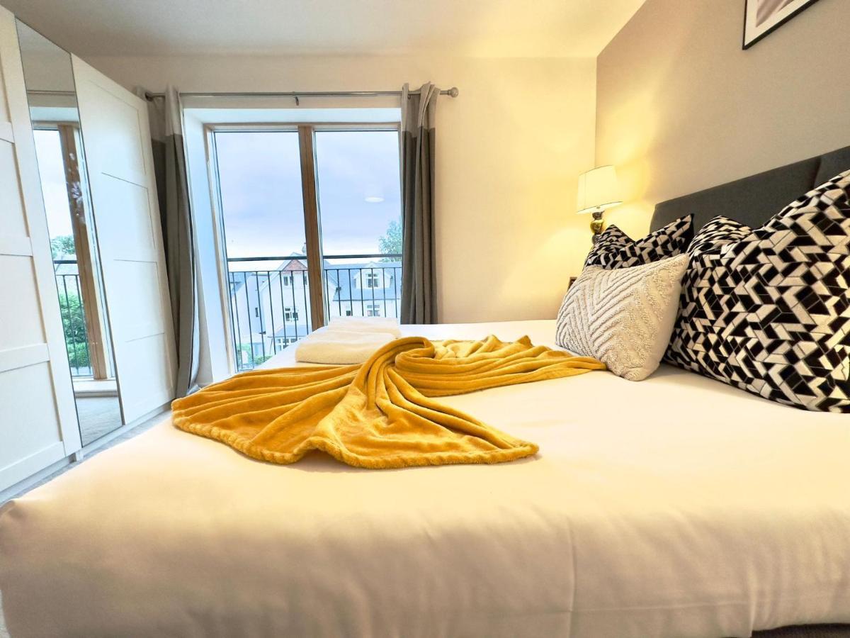 Koala & Tree - Modern 1 Bed Apartment For 4 Guests In The Heart Of Cambridge - Short Lets & Serviced Accommodation Exterior foto